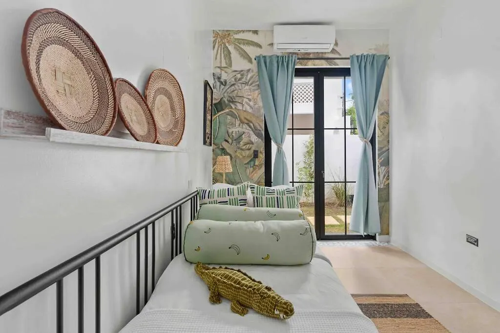 Villa Bohemia II Gated Estate W/ Sister Property 산후안 0*,  푸에르토리코
